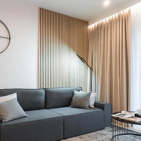 Manufaktura Modern Industrial Apartment *