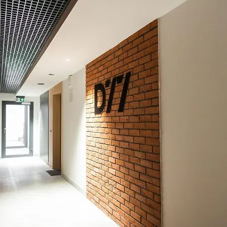 Manufaktura Modern Industrial Apartment *